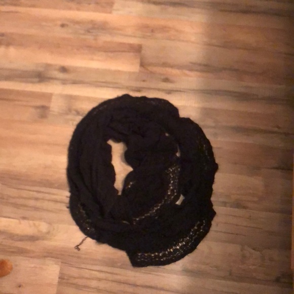Scarf - Picture 1 of 1